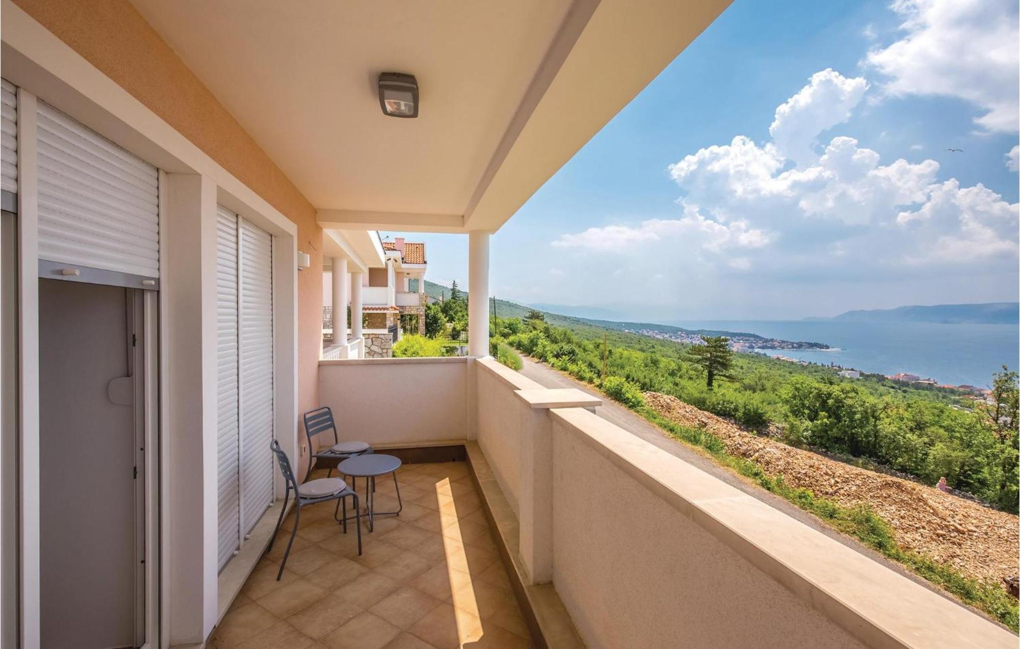 Cozy Apartment In Crikvenica With House Sea View Exterior foto